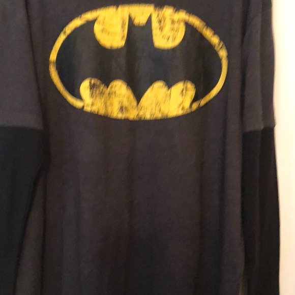 Shirt Batman mens size XL chest 46-48” new 58% cotton polyester attached sleeves - Picture 2 of 2